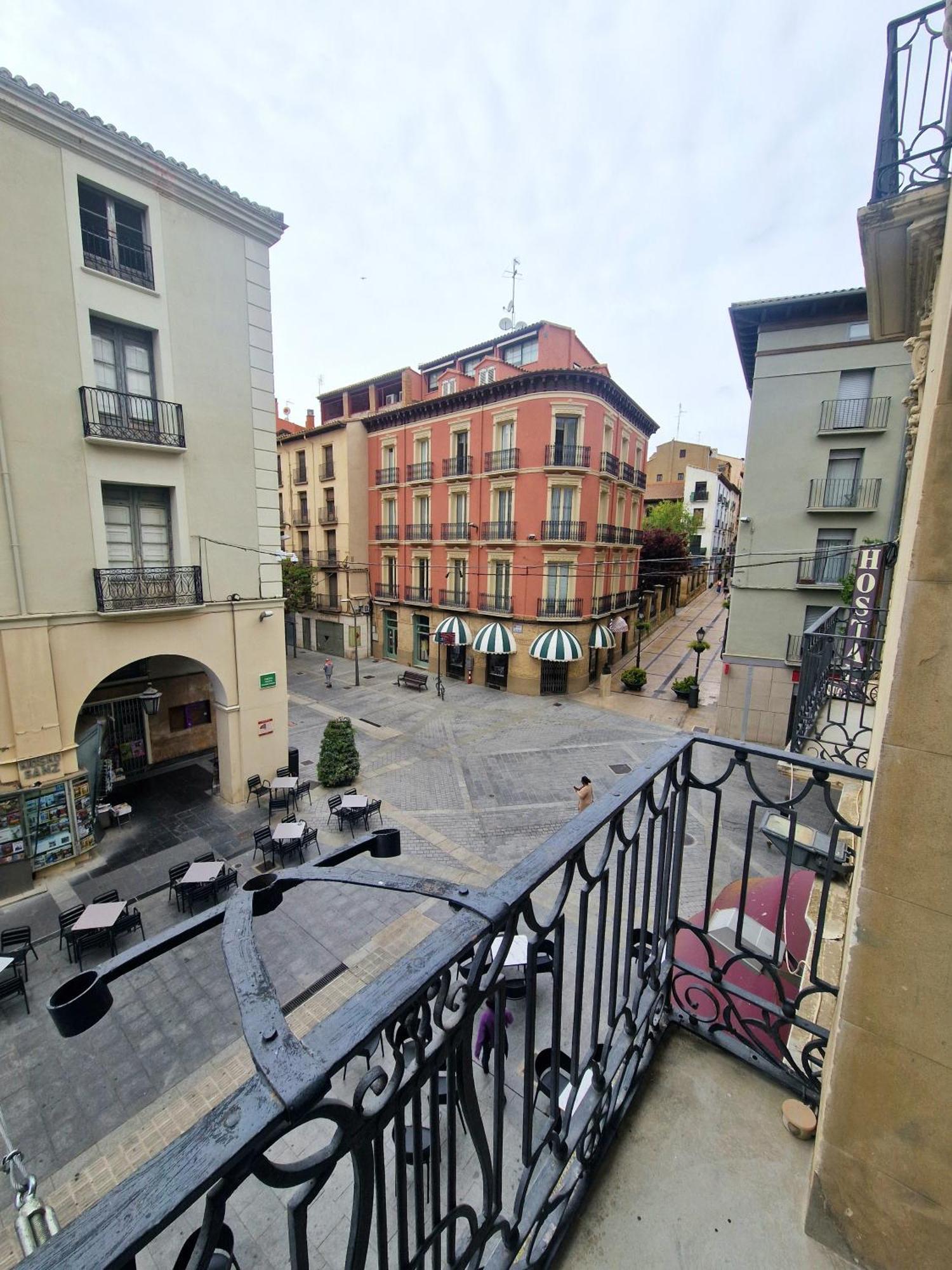Hostal Rugaca Huesca Kültér fotó