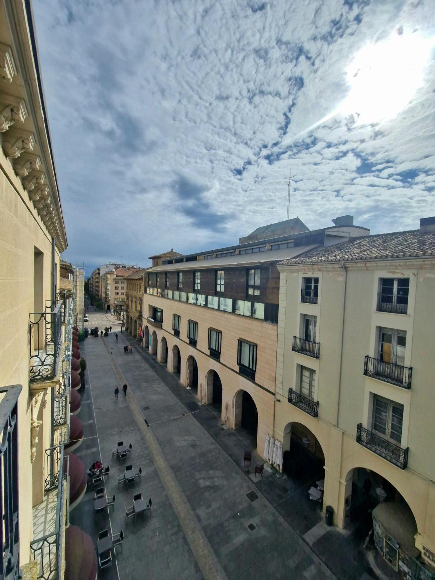 Hostal Rugaca Huesca Kültér fotó