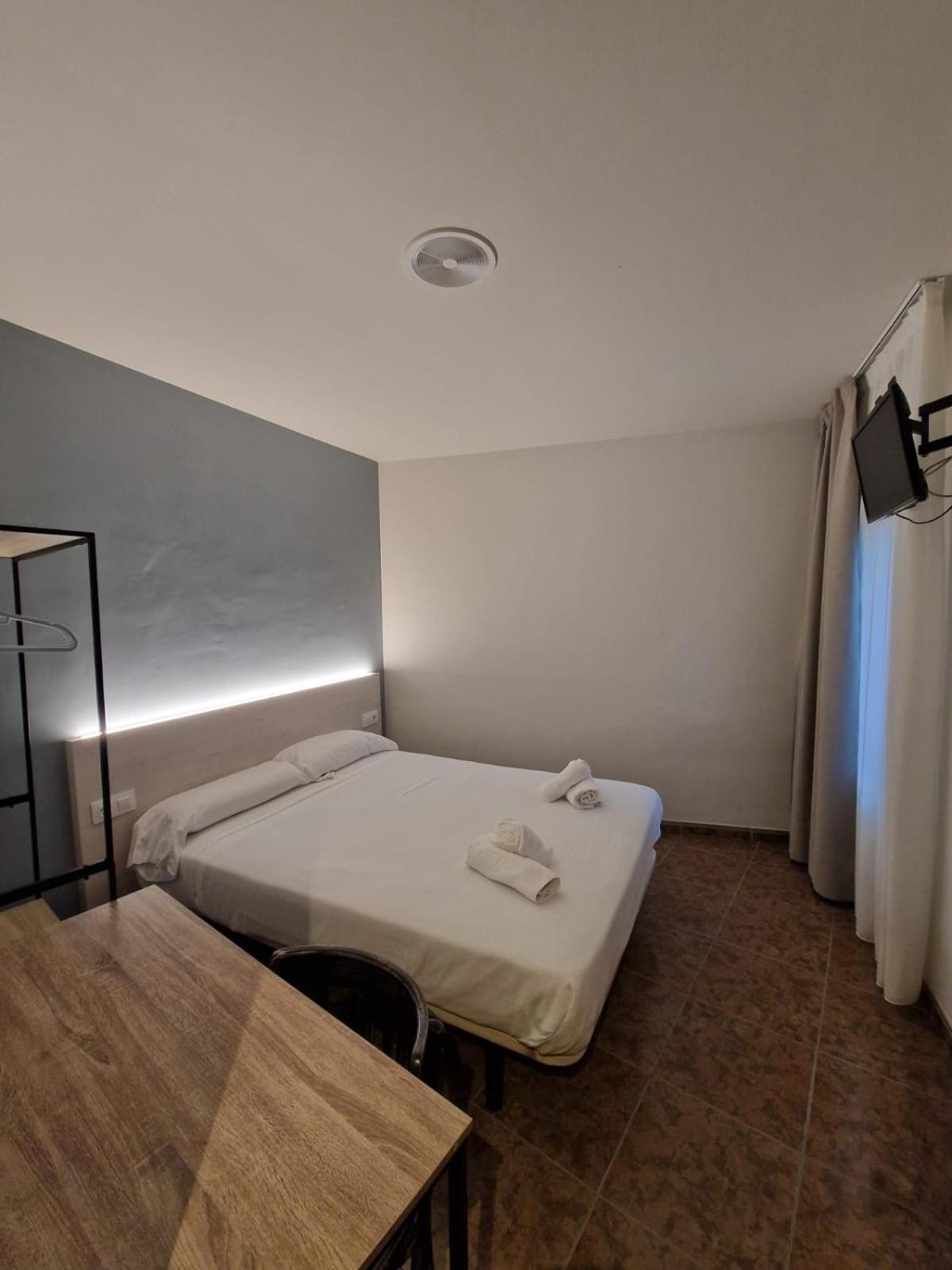 Hostal Rugaca Huesca Kültér fotó